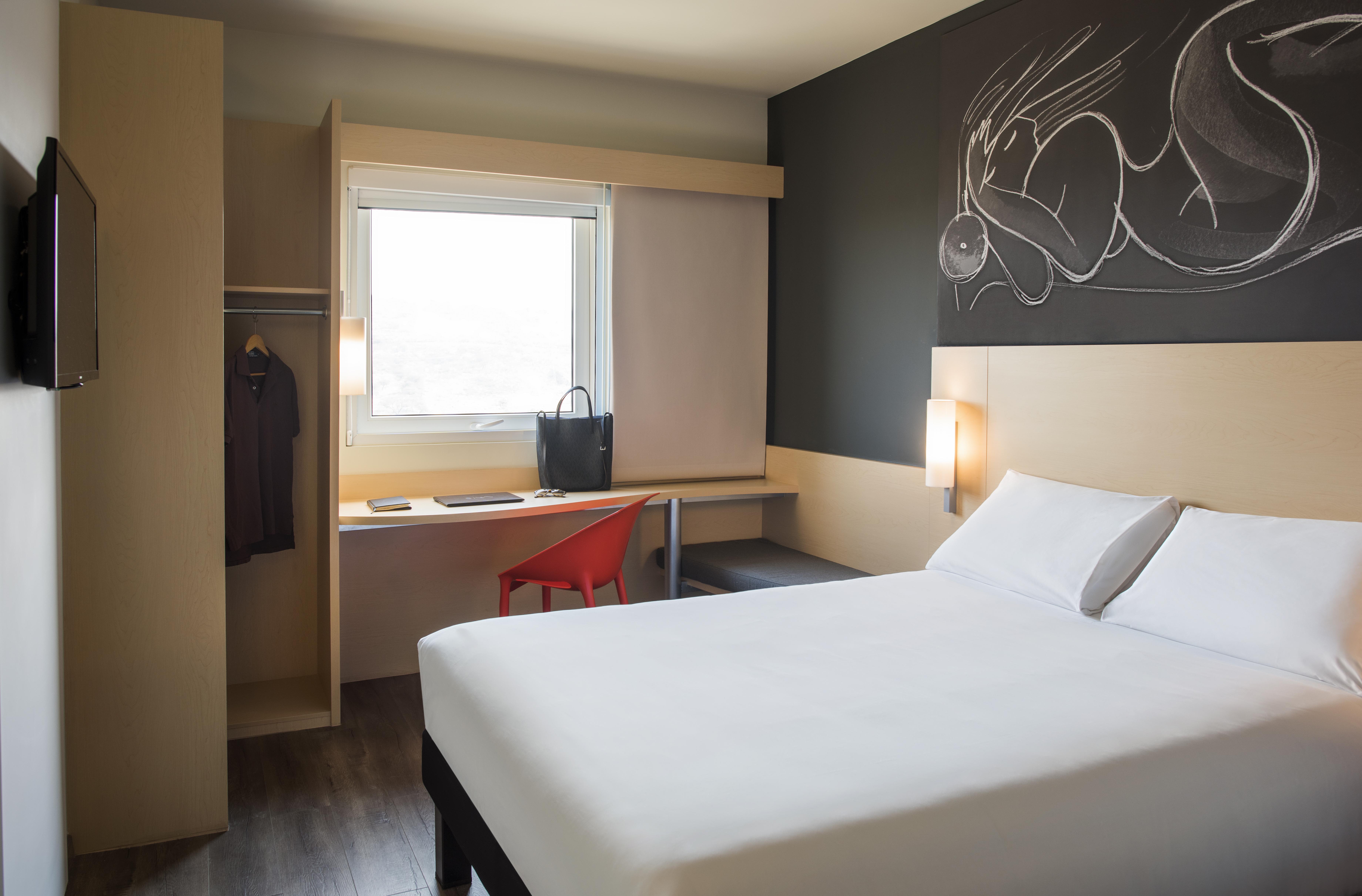 Ibis Irapuato Exterior foto