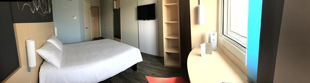 Ibis Irapuato Exterior foto